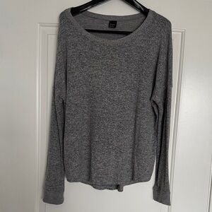 Women's Gray knit top